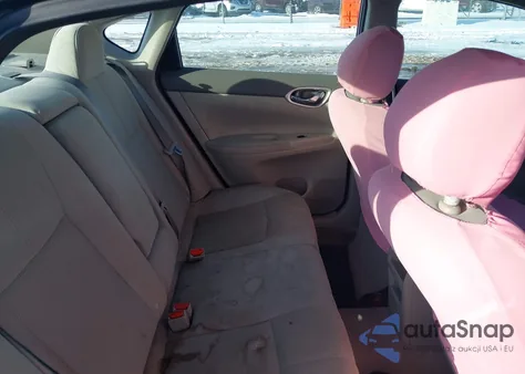 2014 Nissan Sentra S z USA, uszkodzony, nr VIN 3N1AB7AP5EY275804